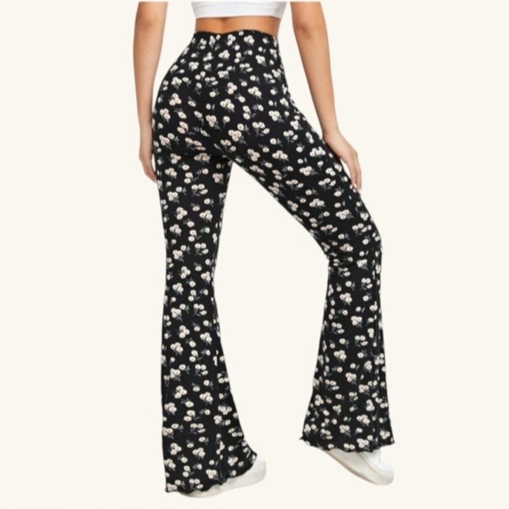 Comfy High Rise Black Floral Scalloped Bell Bottoms